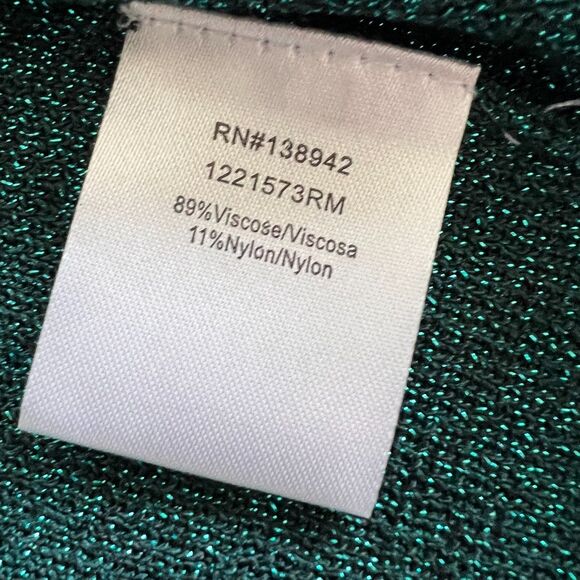 Twelfth Love Green Glittery Long Sleeve Scoop Neck Top Women Sz Medium Shimmer - Picture 11 of 13